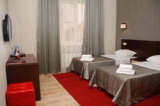 Гостиница Авангард Краснодар Двухместный номер Делюкс с 1 кроватью или 2 отдельными кроватями-1