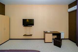 Гостиница Авангард Краснодар Люкс двухкомнатный-6