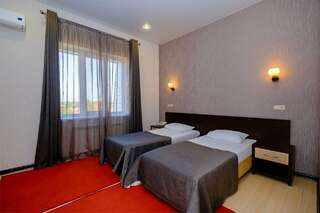 Гостиница Авангард Краснодар Стандарт TWIN (две раздельные кровати)-1